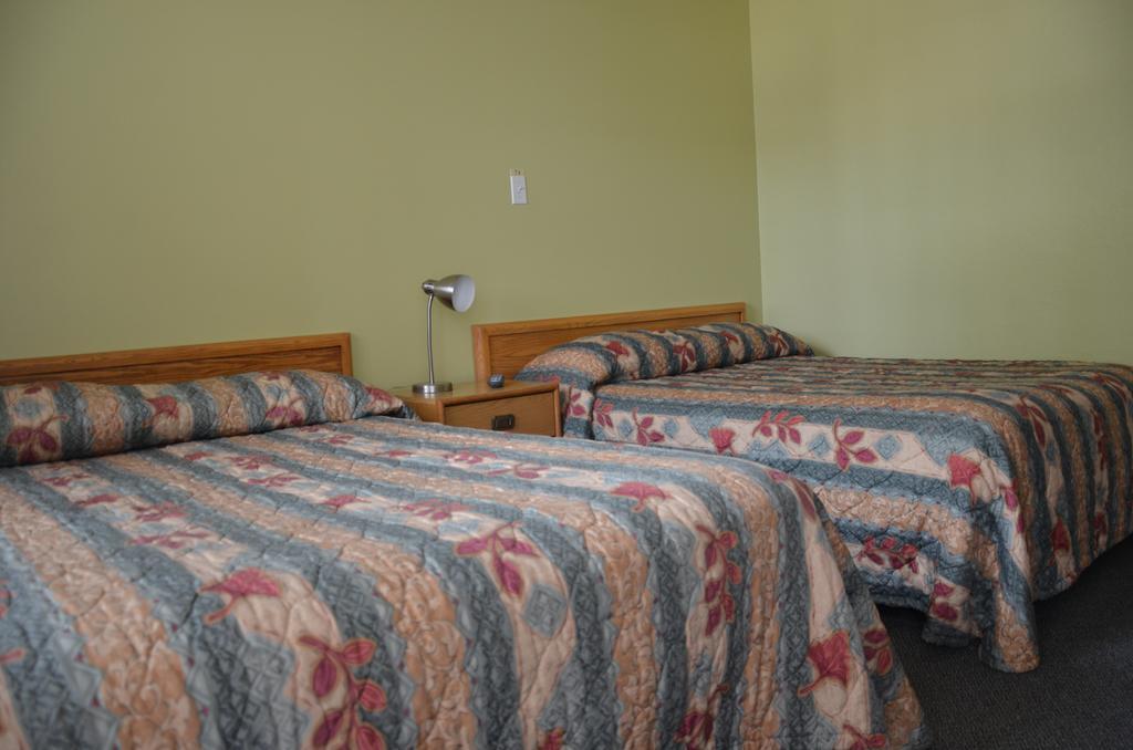Coachman Inn Regina Quarto foto